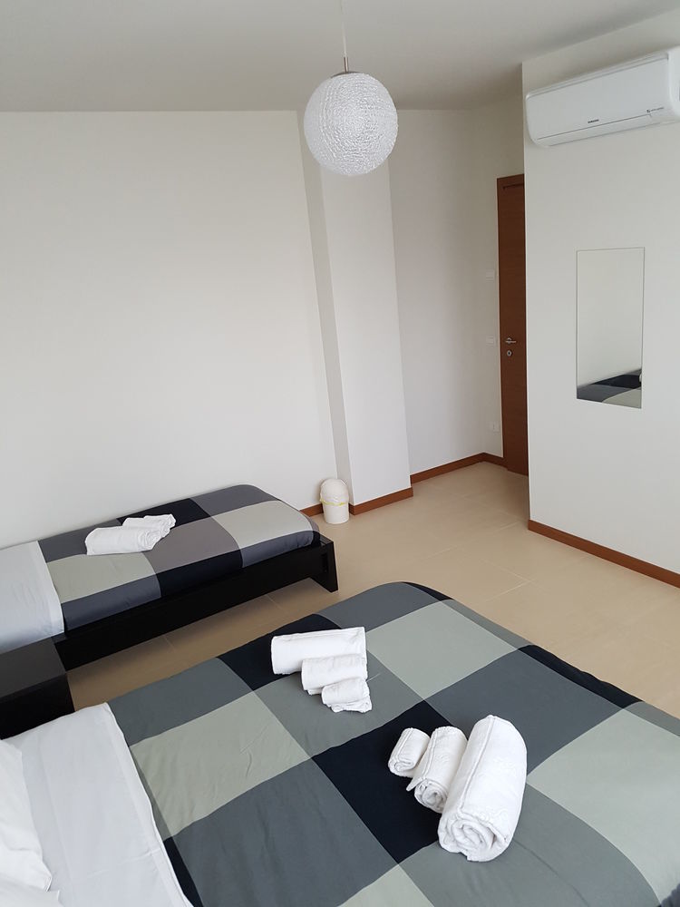 Azzano San Paolo Bed & Breakfast Orio Easy Airport מראה חיצוני תמונה